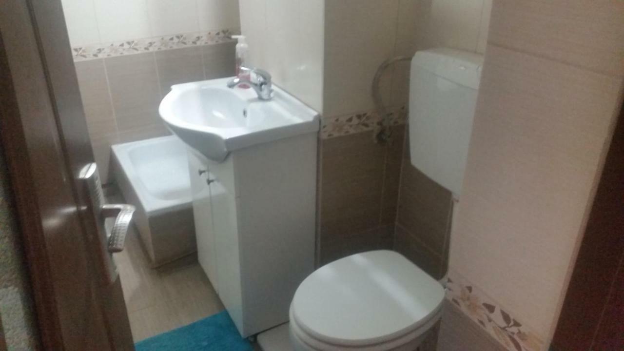 Ferienwohnung Sfanta Ecaterina - Garsoniera Alba Iulia Exterior foto